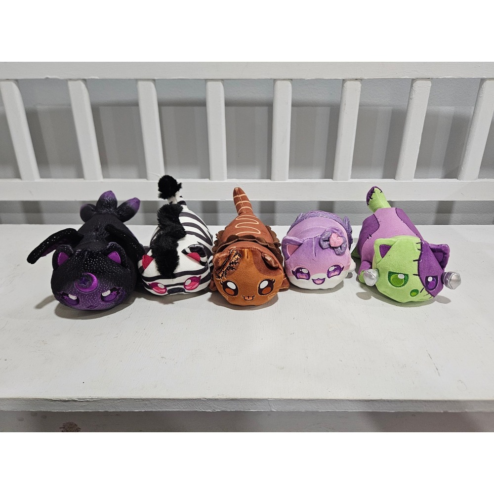 Aphmau MeeMeows 6" Mystery Plush Lot of 6